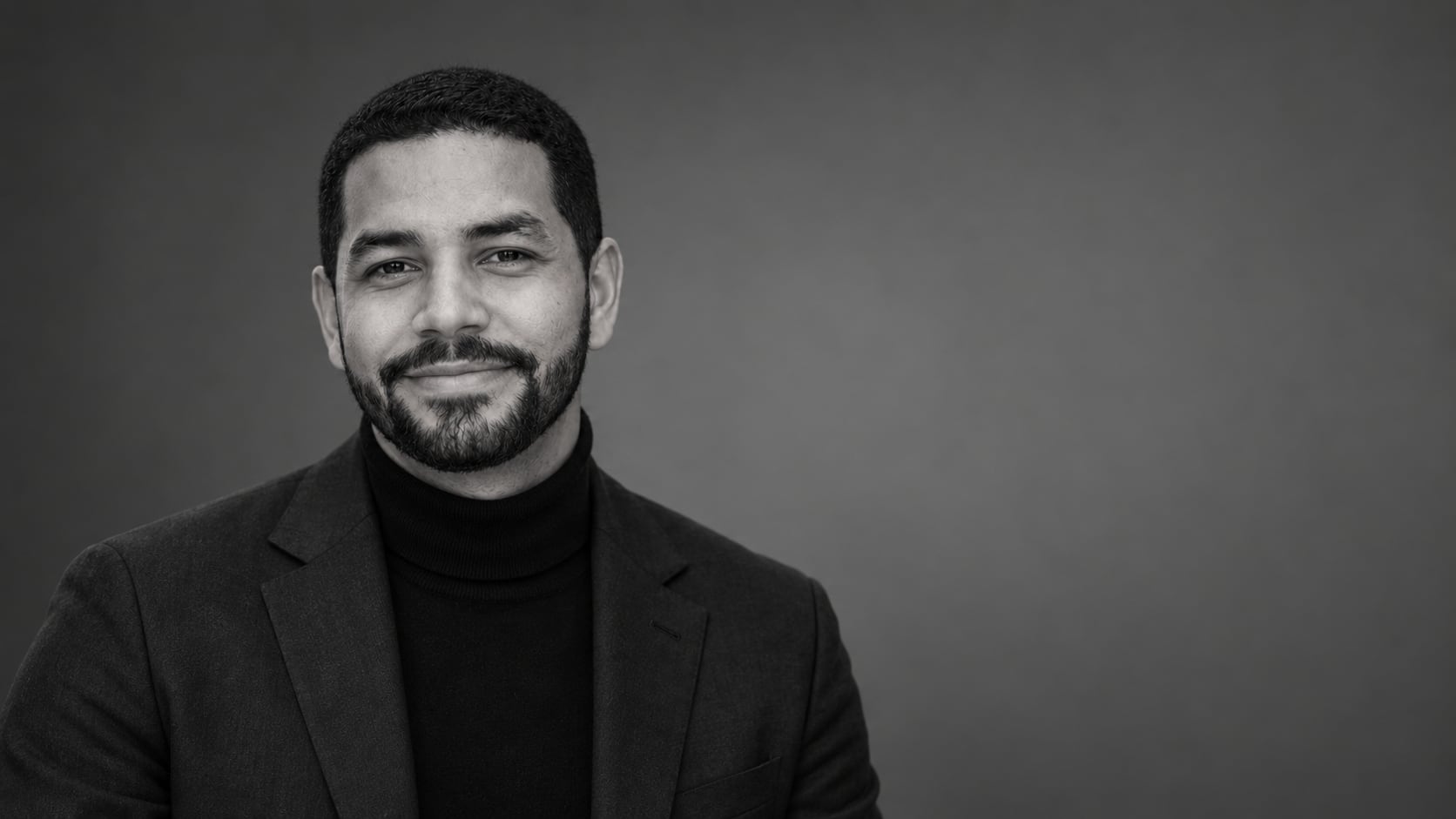 Peter Chérubin, fondateur de Moonsight, en noir et blanc